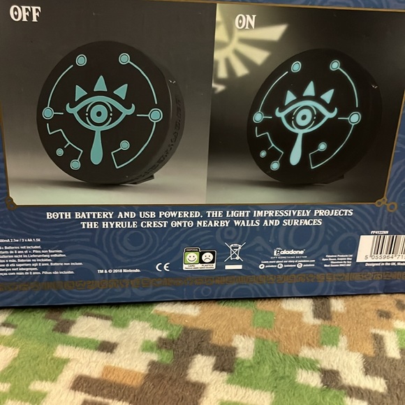 The Legend of Zelda Sheikah Projection light/lamp - Nintendo - Picture 3 of 6